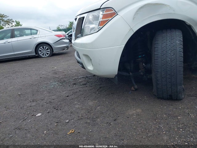 Nissan Frontier Sv
