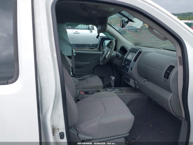 Nissan Frontier Sv