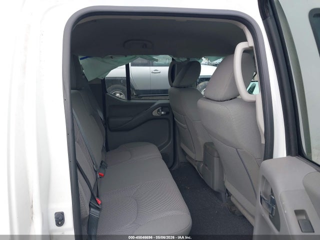 Nissan Frontier Sv