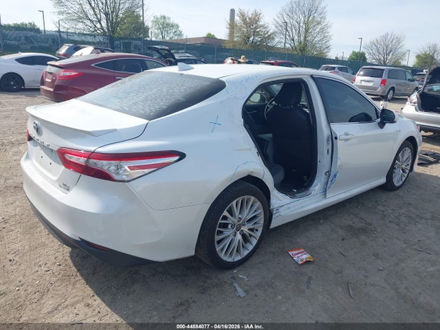 Toyota Camry Xle Hybrid
