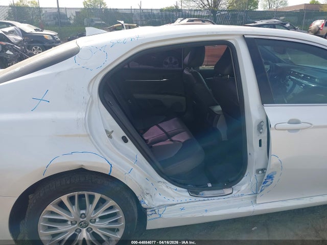 Toyota Camry Xle Hybrid