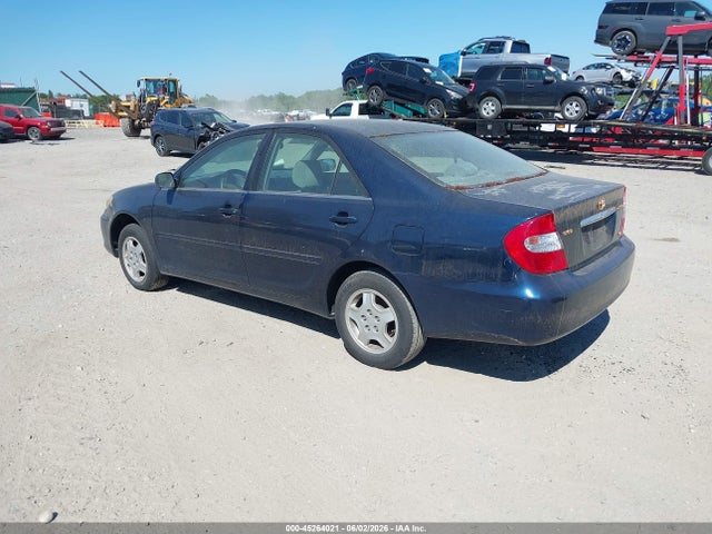 Toyota Camry Le V6
