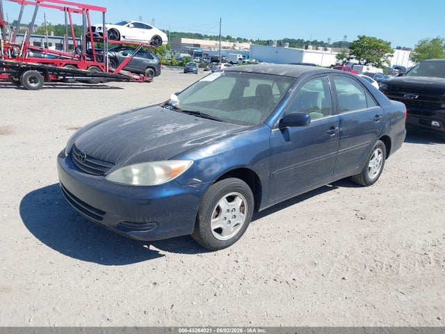 Toyota Camry Le V6
