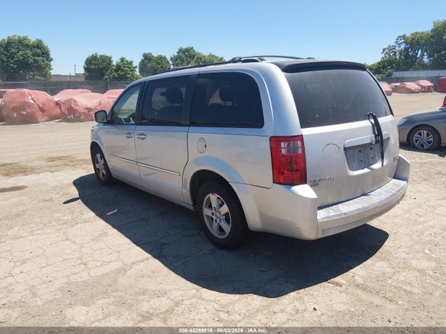 Dodge Grand Caravan Sxt