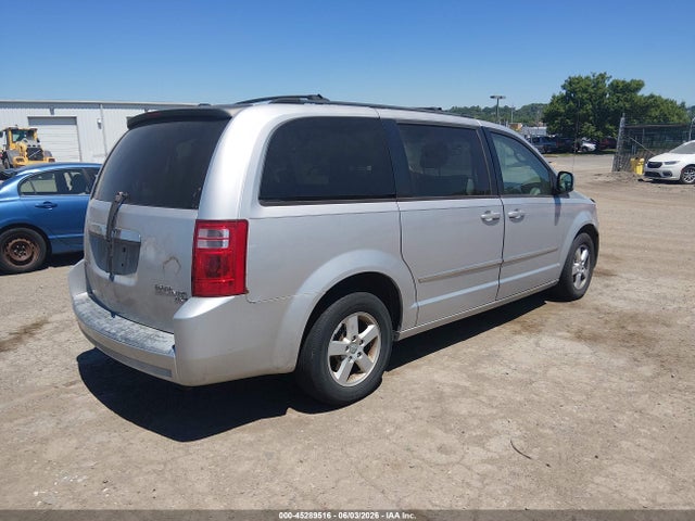 Dodge Grand Caravan Sxt