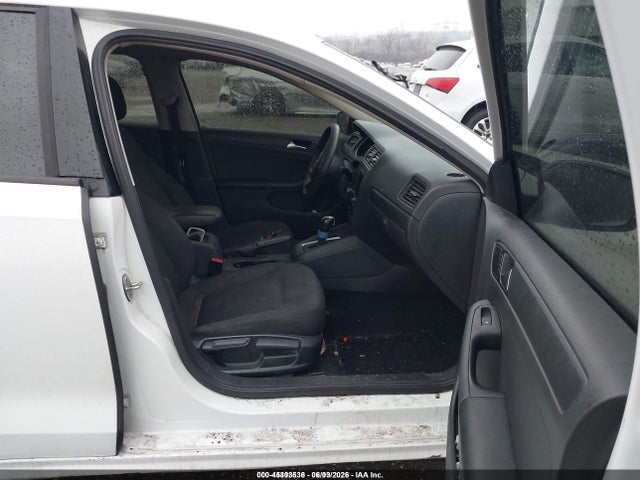Volkswagen Jetta 1.4t S