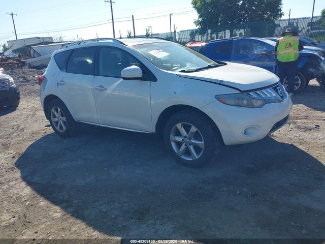 Salvage Nissan Murano Image