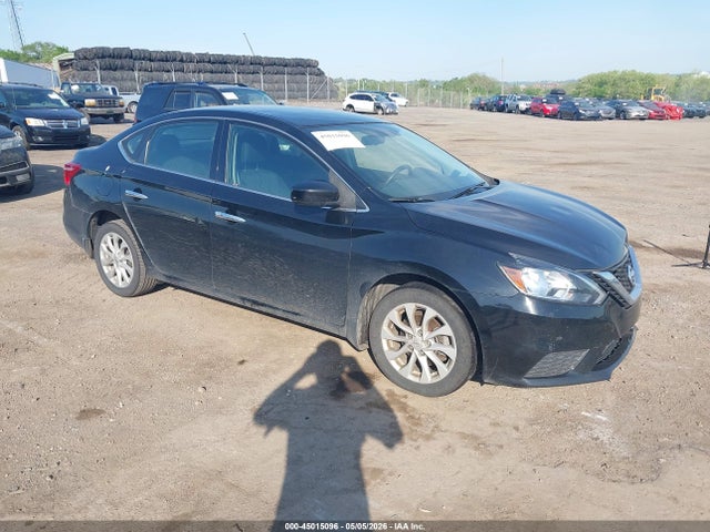 Salvage Nissan Sentra Image