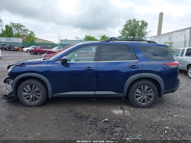 Nissan Pathfinder Sv 4wd