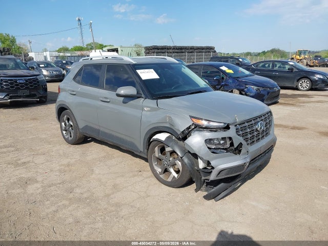 Salvage Hyundai VENUE Image