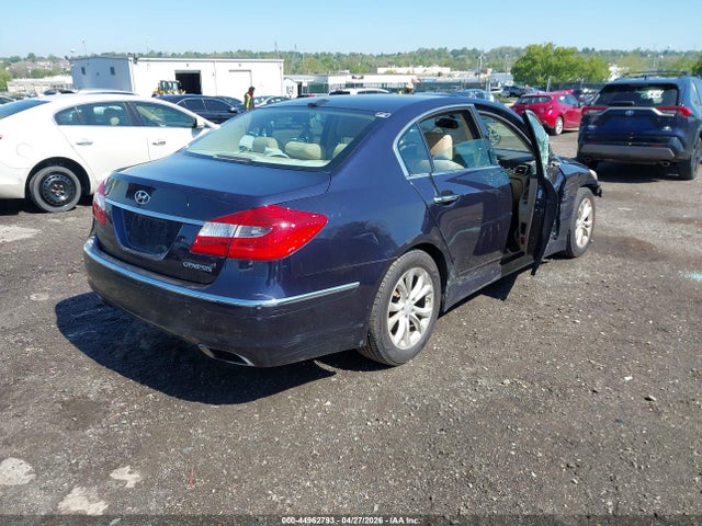 Hyundai Genesis 3.8