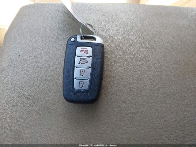 Hyundai Genesis 3.8