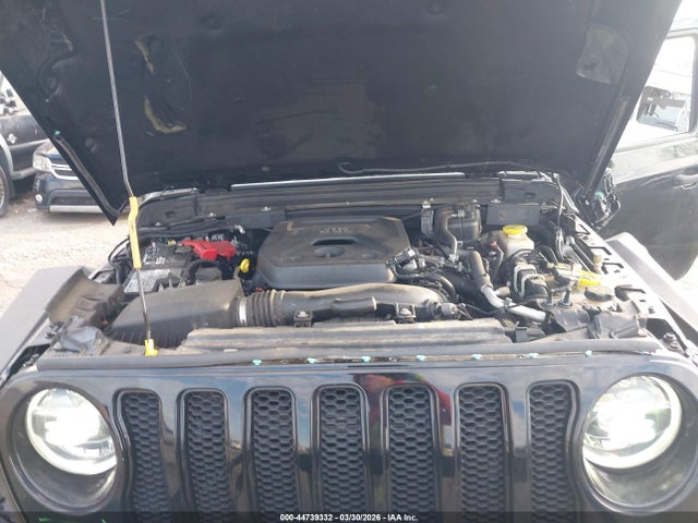 Jeep Wrangler Sahara Altitude 4x4