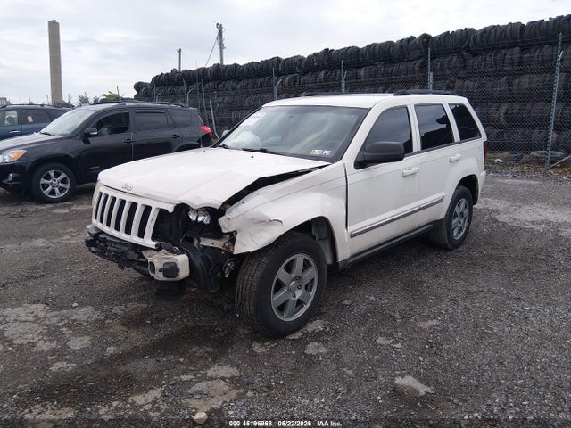 Jeep Grand Cherokee Laredo