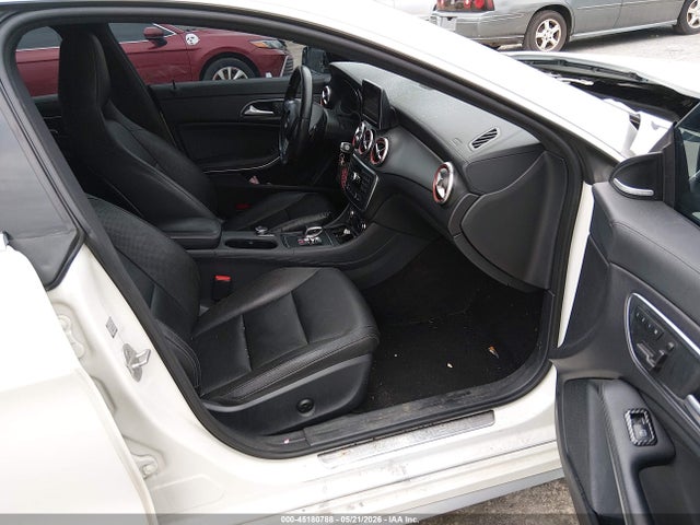 Mercedes-Benz Cla-class 4matic