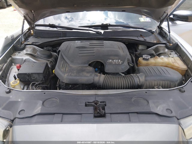 Dodge Charger Se