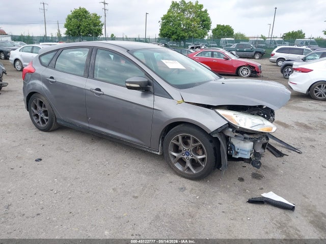 Salvage Ford Focus Image
