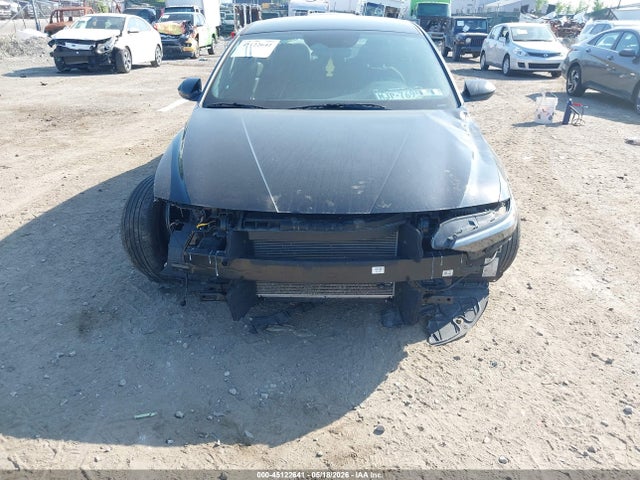 Hyundai ELANTRA Sel Sport
