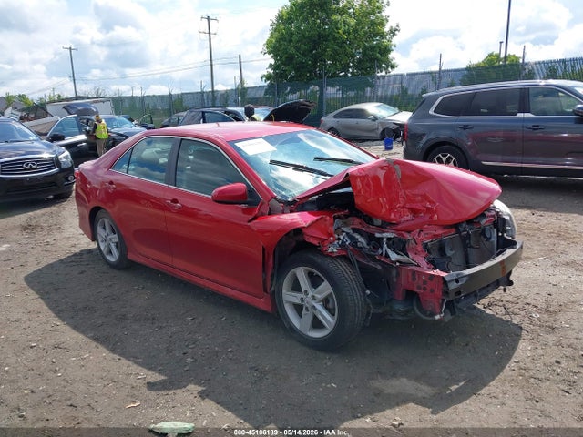 Salvage Toyota Camry Image