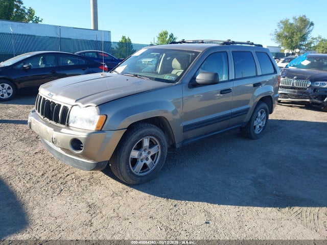 Jeep Grand Cherokee Laredo