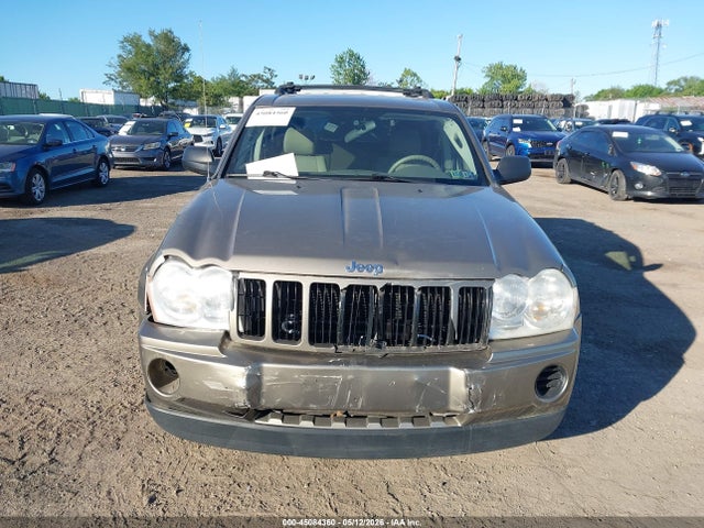 Jeep Grand Cherokee Laredo