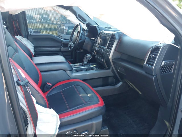 Ford F-150 Lariat