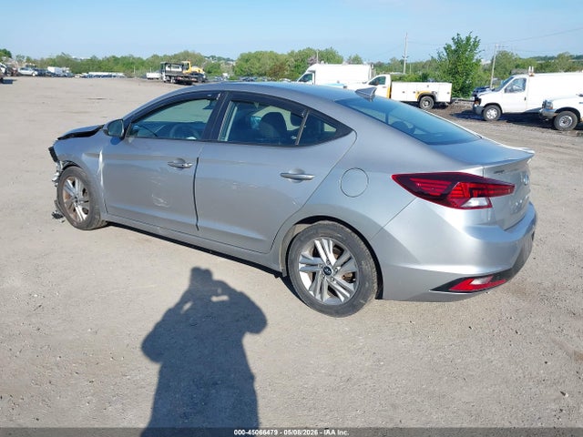 Hyundai ELANTRA Value Edition