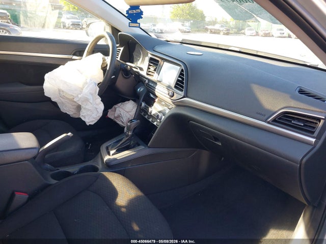Hyundai ELANTRA Value Edition