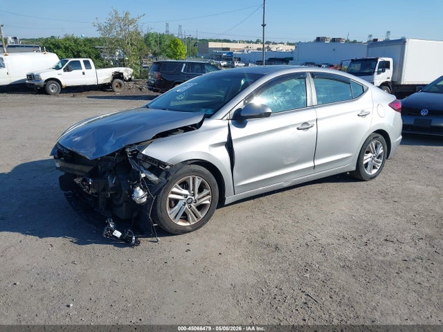 Hyundai ELANTRA Value Edition
