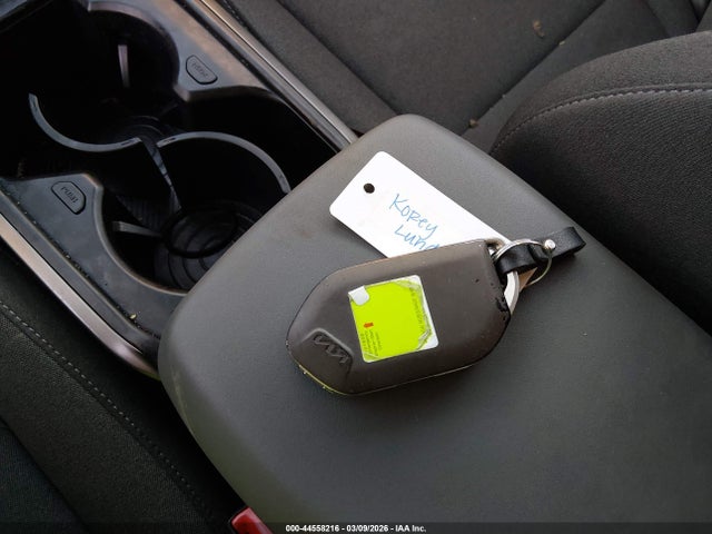 Kia K4 Lxs
