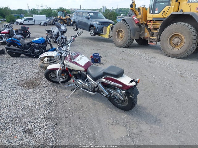 Suzuki Vz800