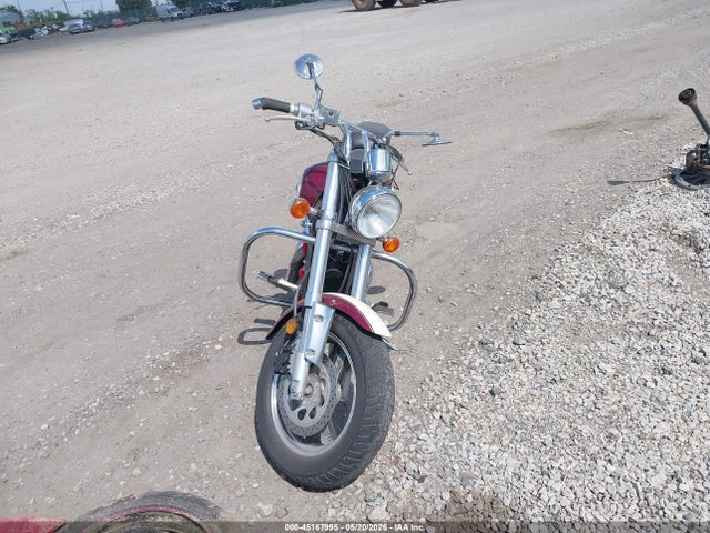 Suzuki Vz800