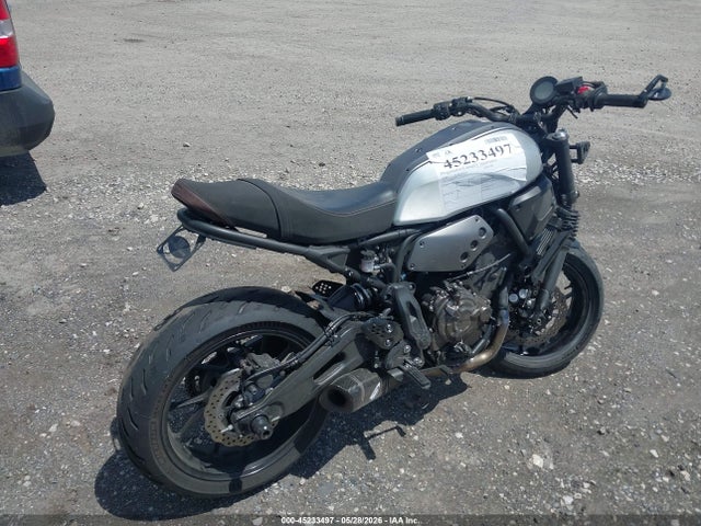 Yamaha Xsr700
