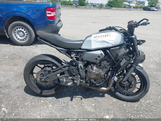 Yamaha Xsr700