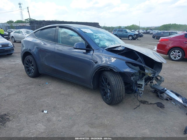Salvage Tesla Model Y Image