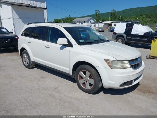 Salvage Dodge Journey Image
