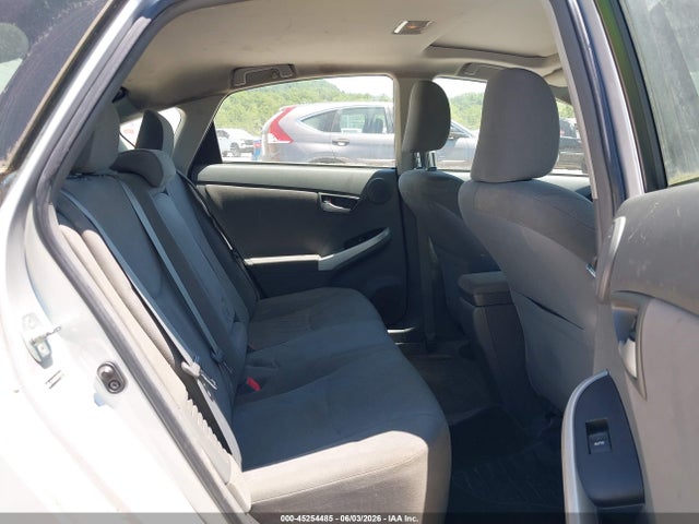 Toyota Prius Three