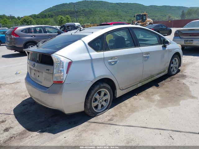 Toyota Prius Three