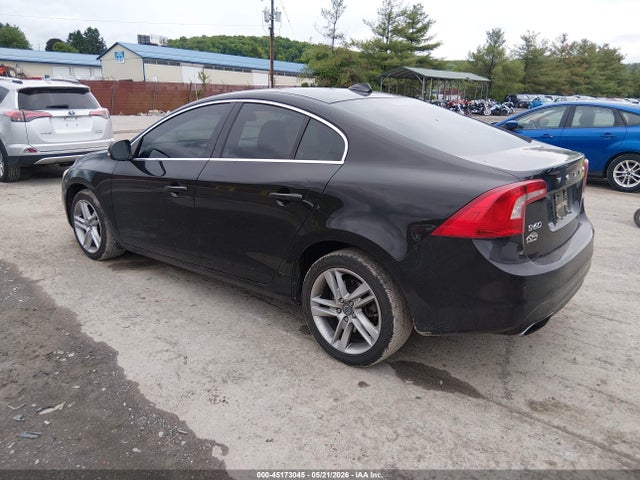 Volvo S60 T5