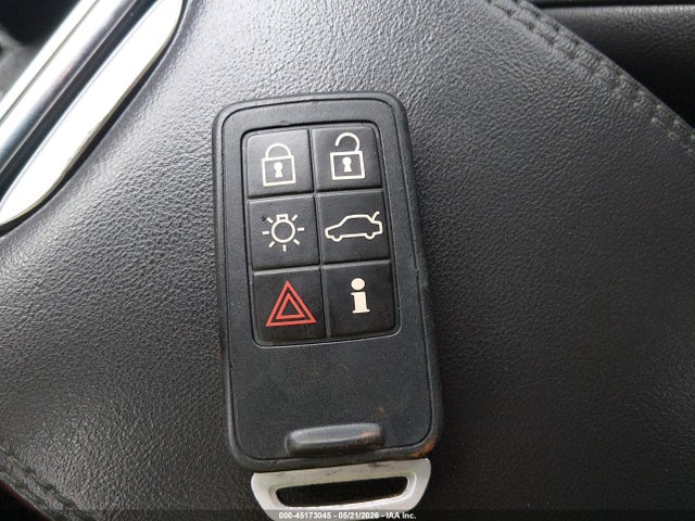 Volvo S60 T5