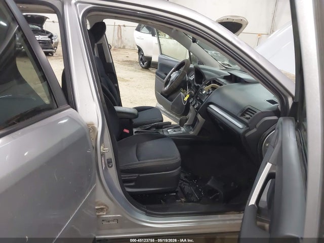 Subaru Forester 2.5i Premium