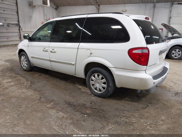 Chrysler Town & Country Touring