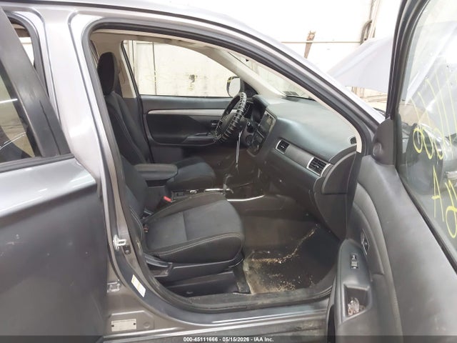 Mitsubishi Outlander Se