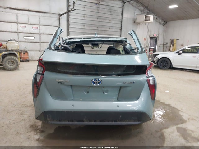 Toyota Prius Three