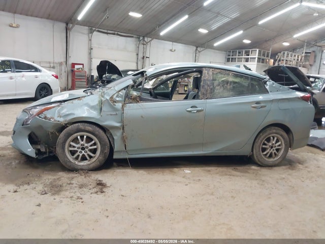 Toyota Prius Three