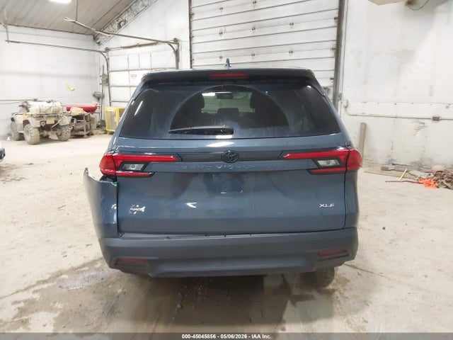 Toyota Grand Highlander Xle