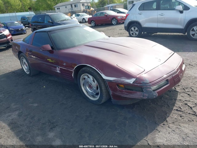 Salvage Chevrolet Corvette Image