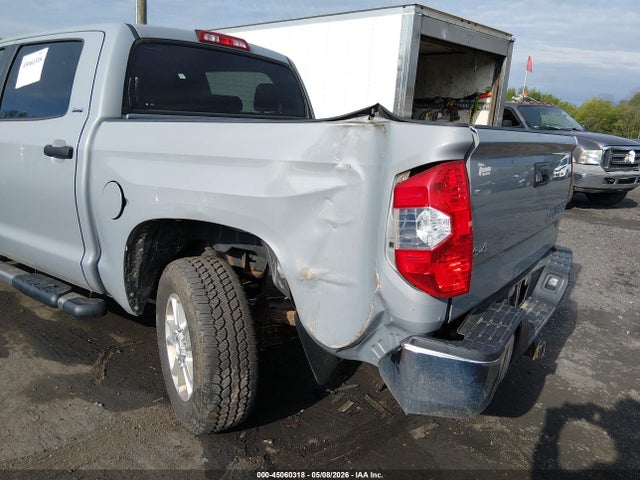 Toyota Tundra Sr5 5.7l V8