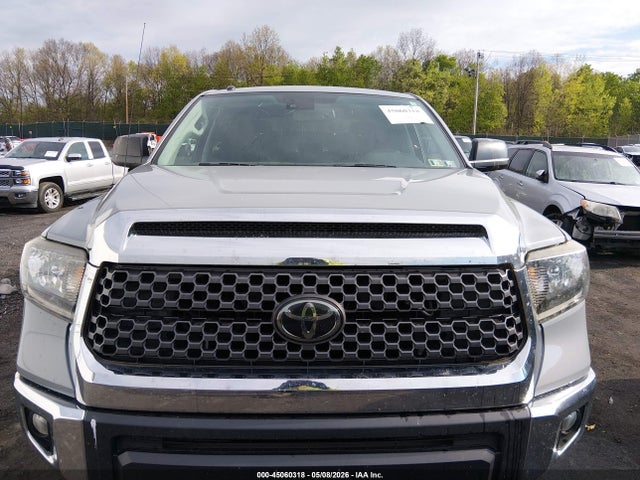 Toyota Tundra Sr5 5.7l V8
