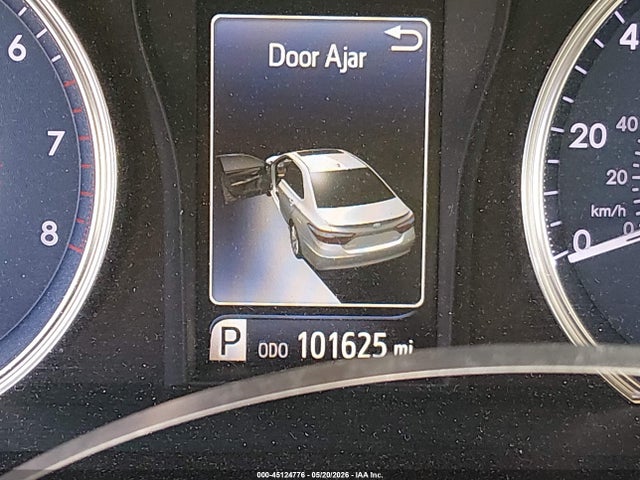 Toyota Camry Le